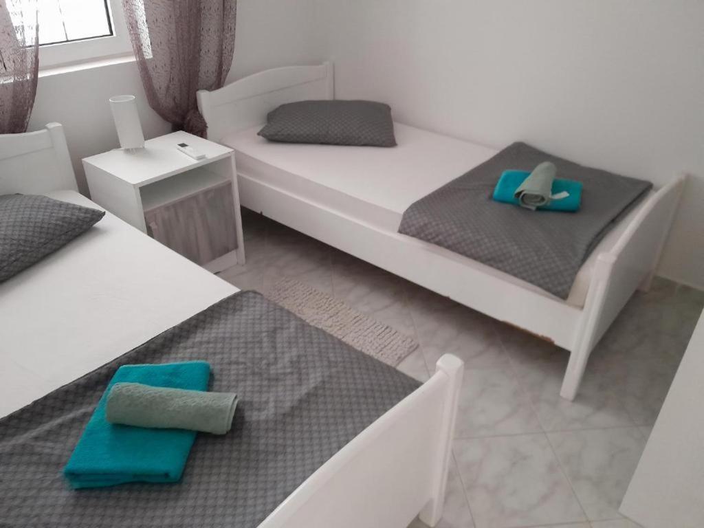 Apartmani Ira فير الغرفة الصورة