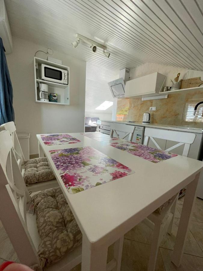 Apartmani Ira فير المظهر الخارجي الصورة