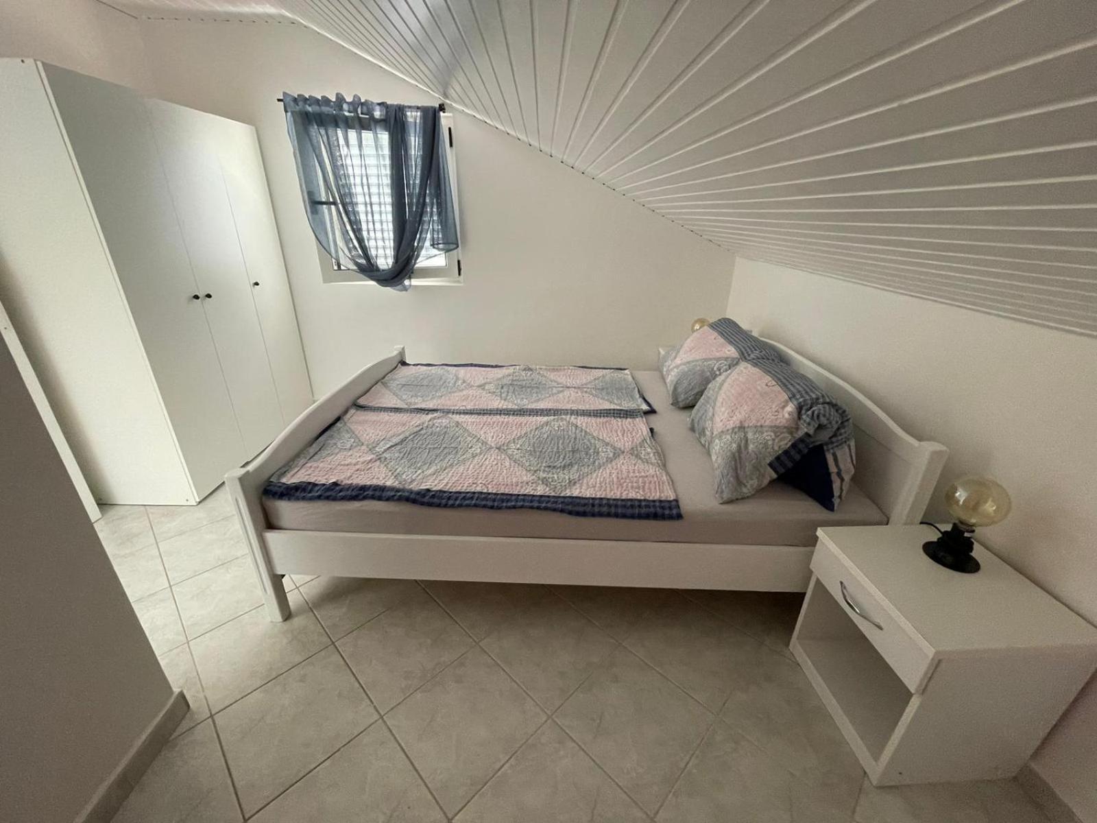 Apartmani Ira فير الغرفة الصورة